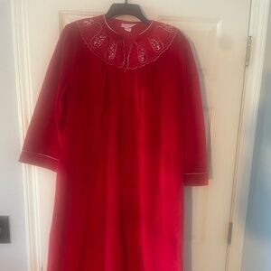 Vintage Heather Collection Velour Like Red House Coat Size Large